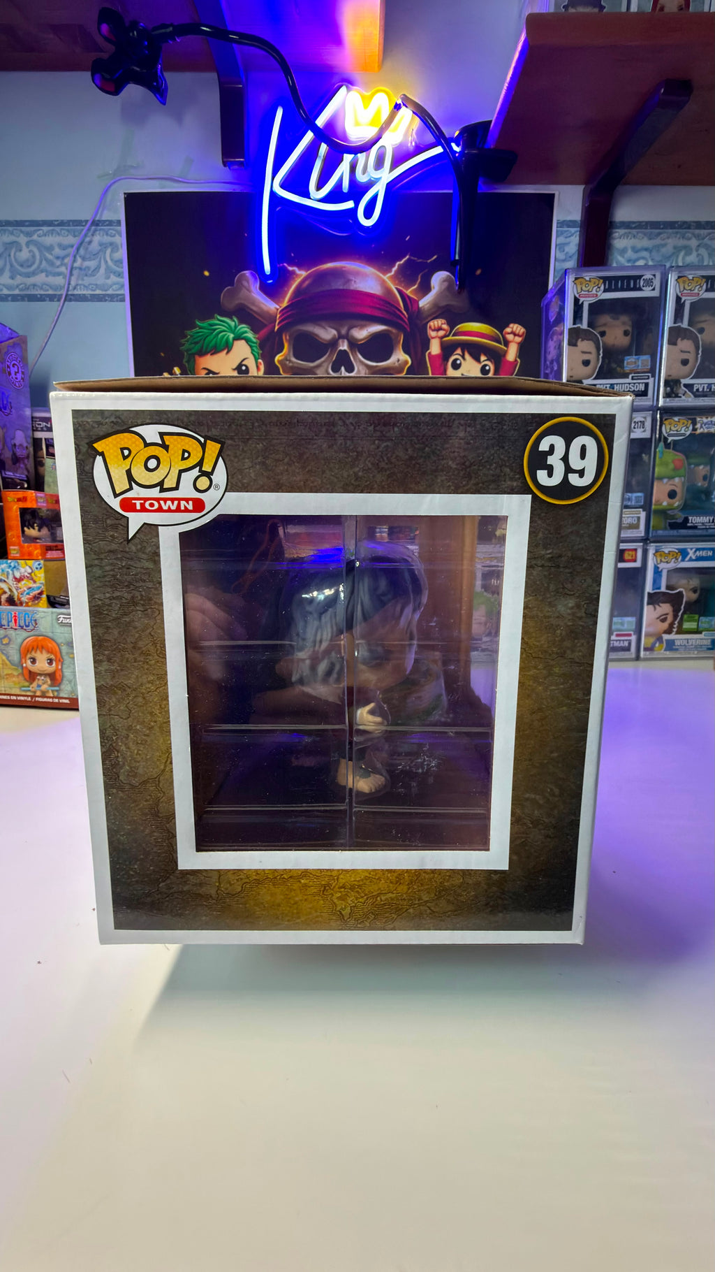 Funko Pop Bilbo Baggins with Bag-End 39 The Lord of the Rings