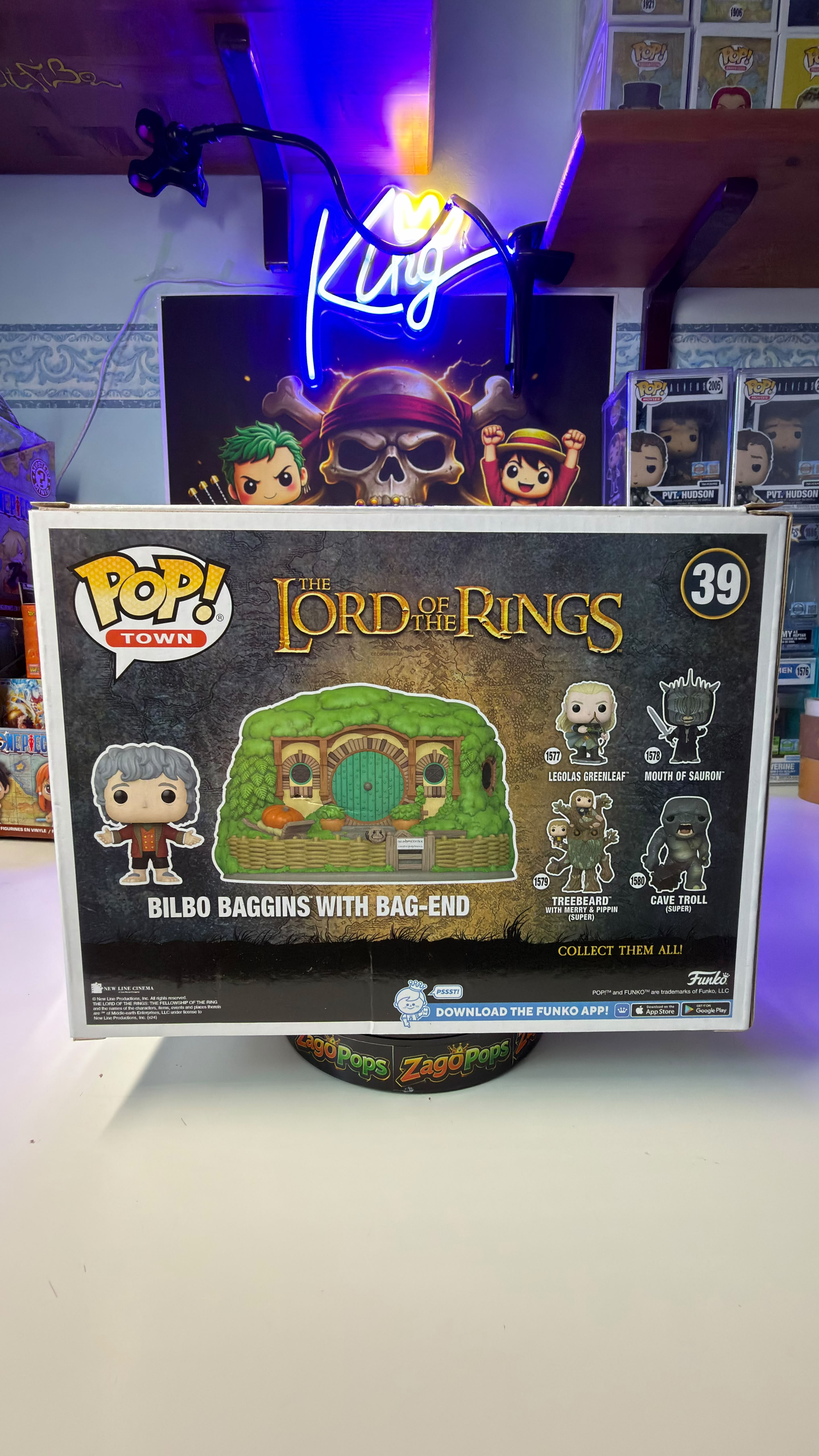 Funko Pop Bilbo Baggins with Bag-End 39 The Lord of the Rings