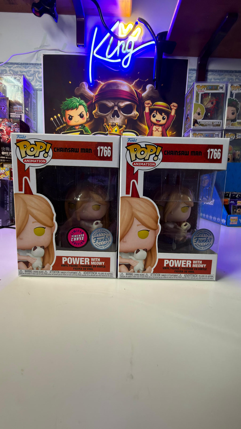 Funko Pop Bundle Power with Meowy 1766 Flocked Chase Chainsaw Man