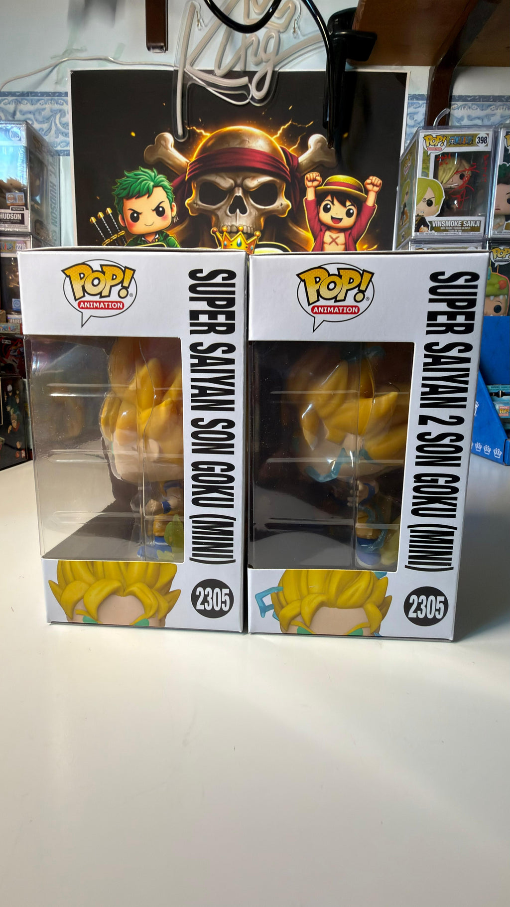 Funko Pop Bundle Super Saiyan Son Goku (Mini) 2305 Glow Chase Dragon Ball