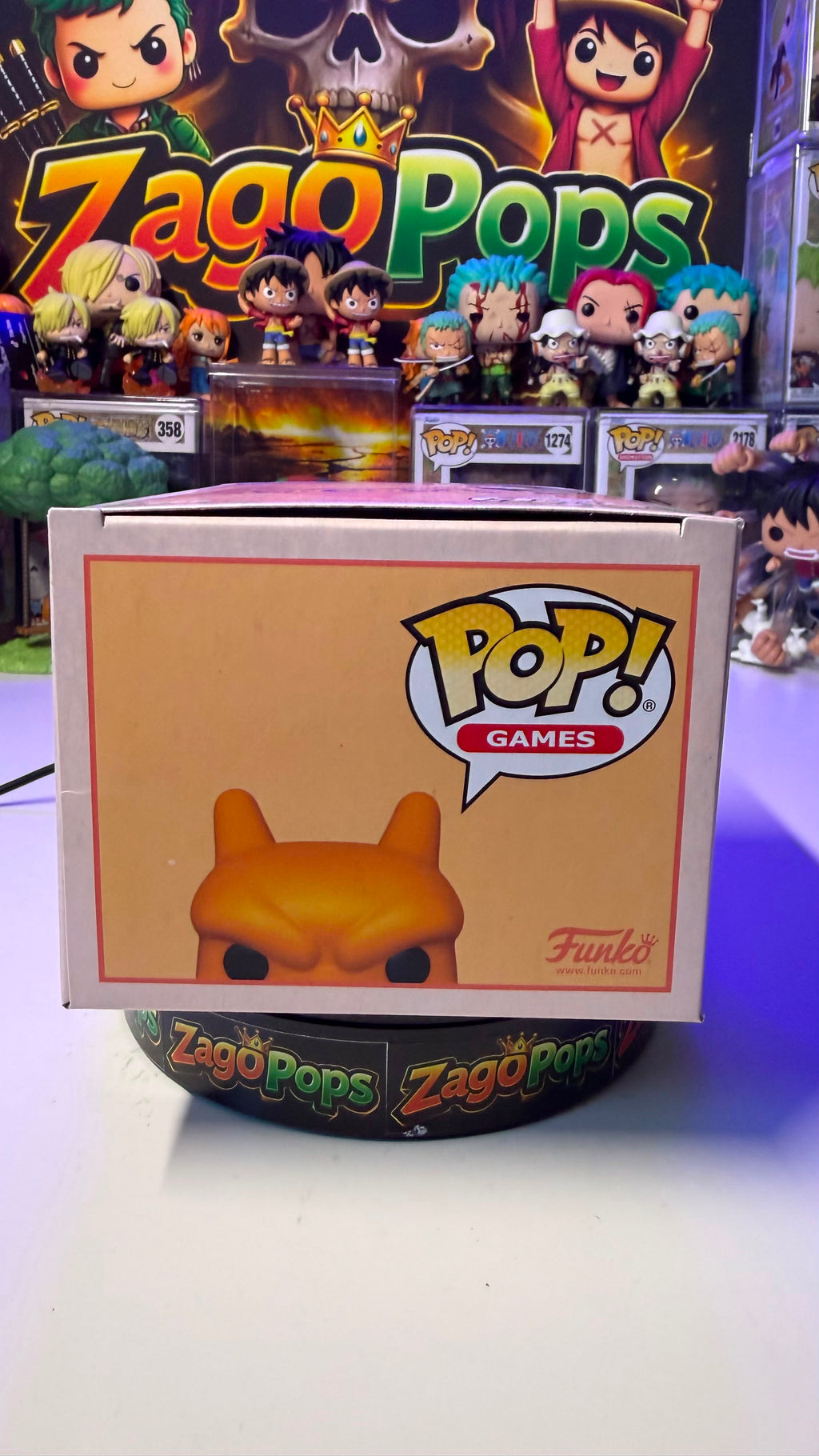 Funko Pop Charizard 843 Soft Color Pokemon