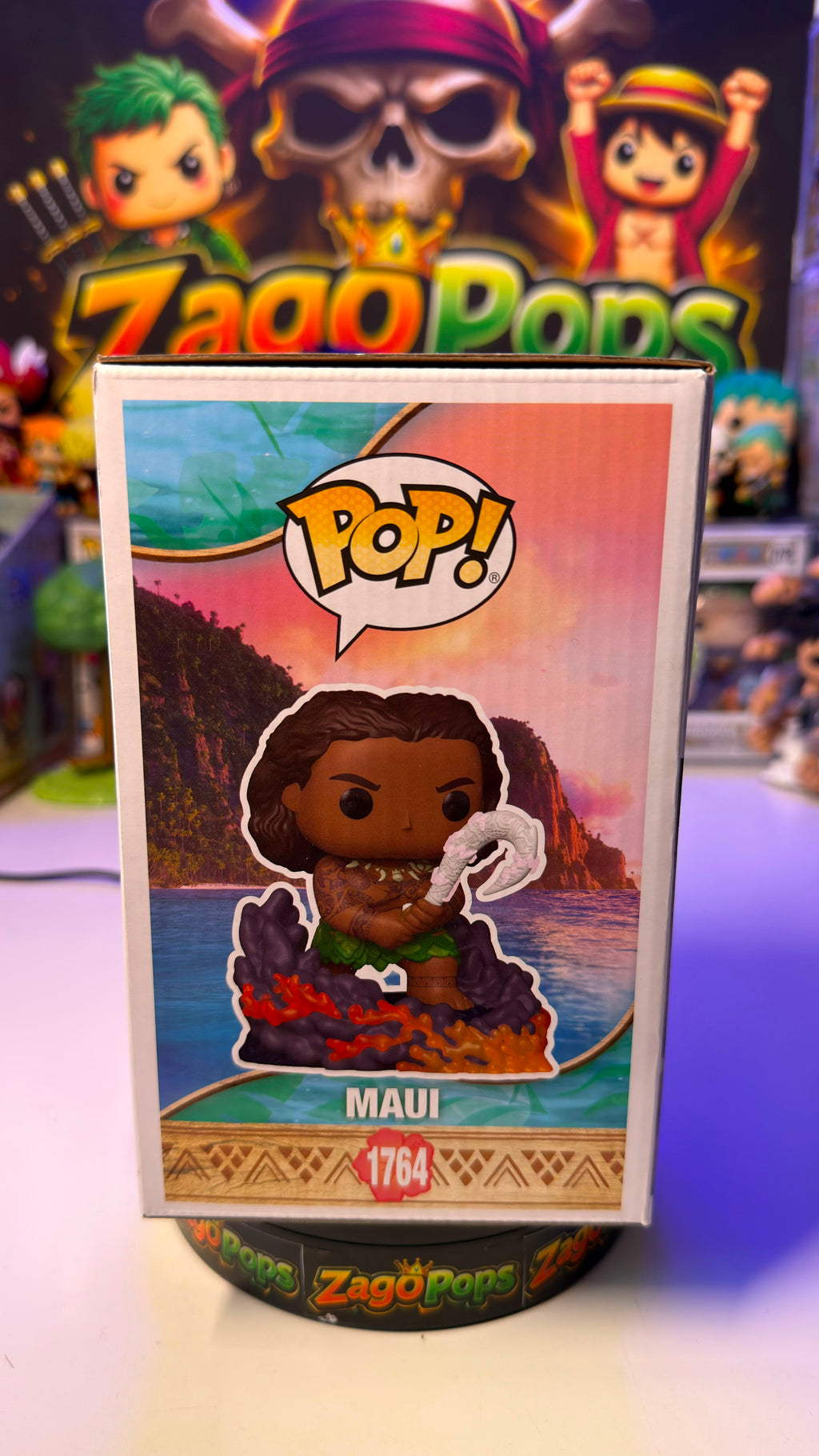 Funko Pop Maui 1764 Glows in the Dark Disney Moana