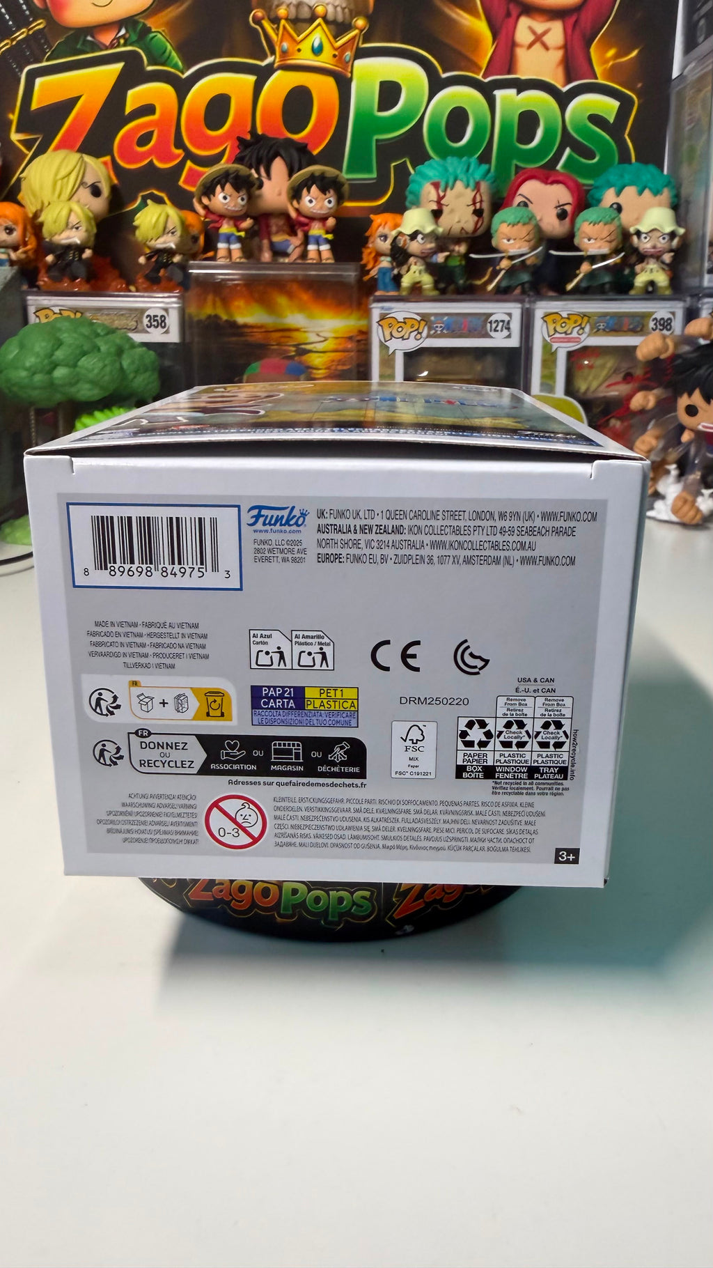 Funko Pop Trafalgar Law 1894 Glows in the dark One Piece