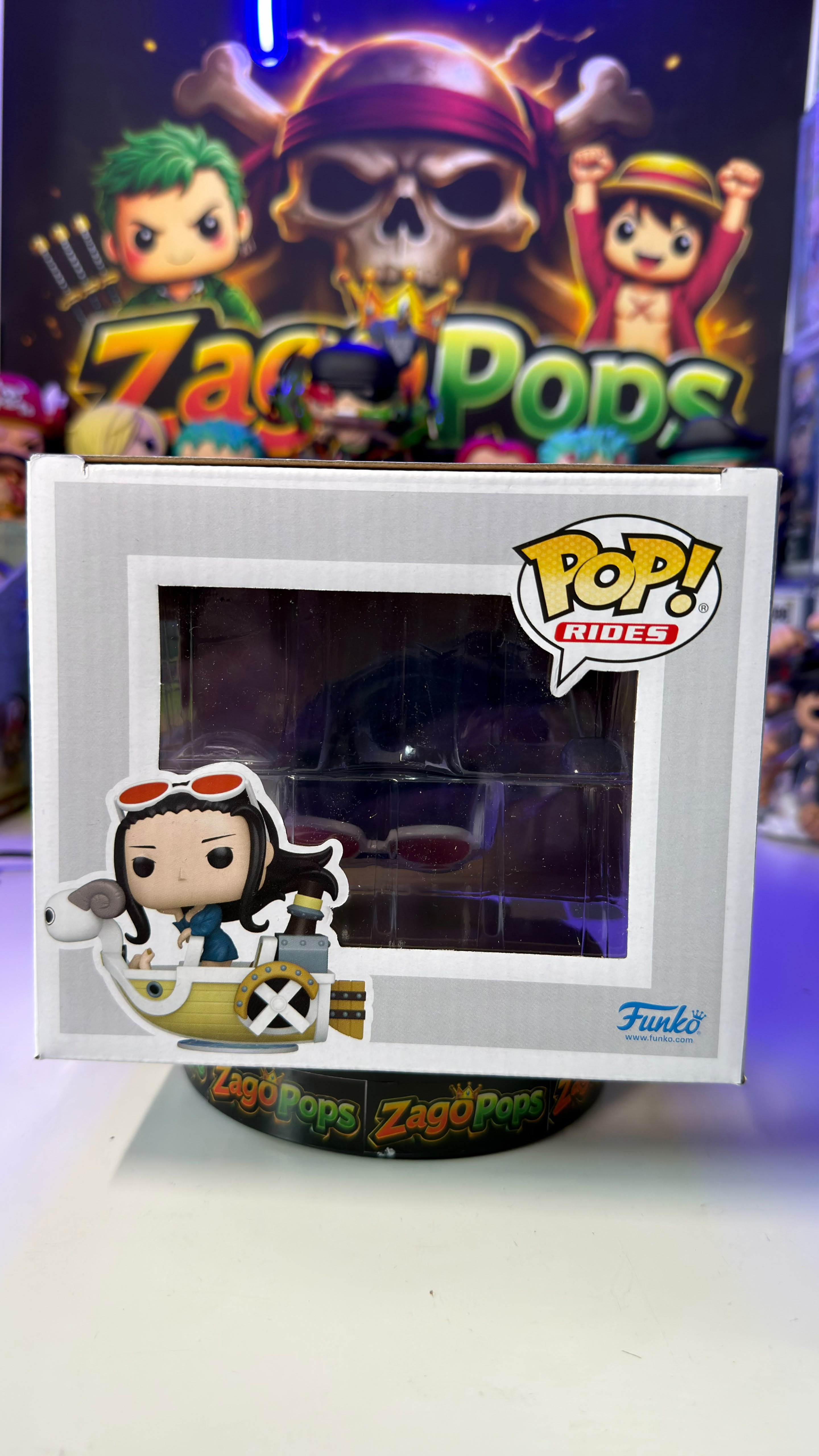 Funko Pop Nico Robin with Mini Merry II 132 One Piece