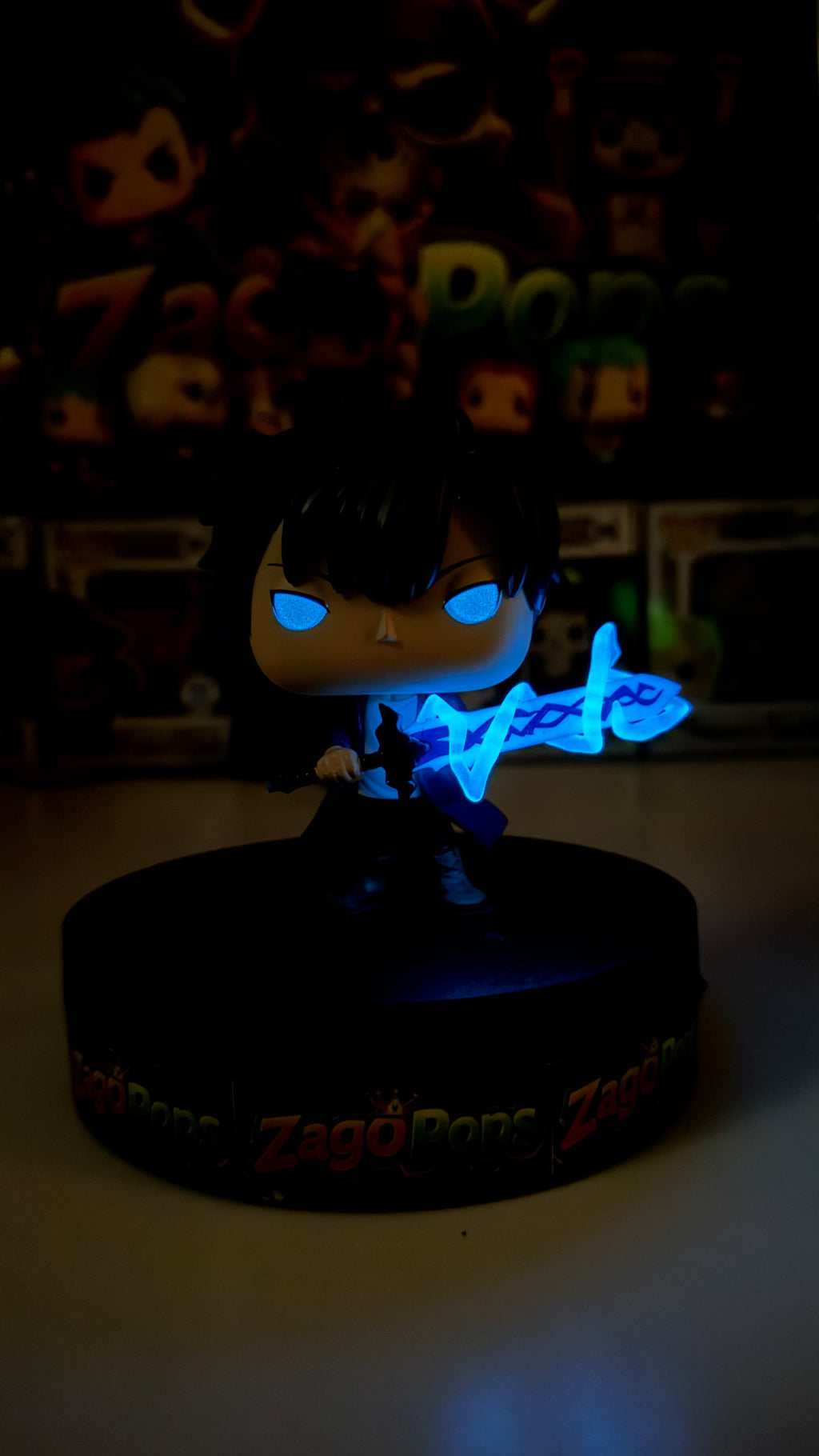 Funko Pop Sung Jinwoo 2537 Glows in the Dark Solo Leveling