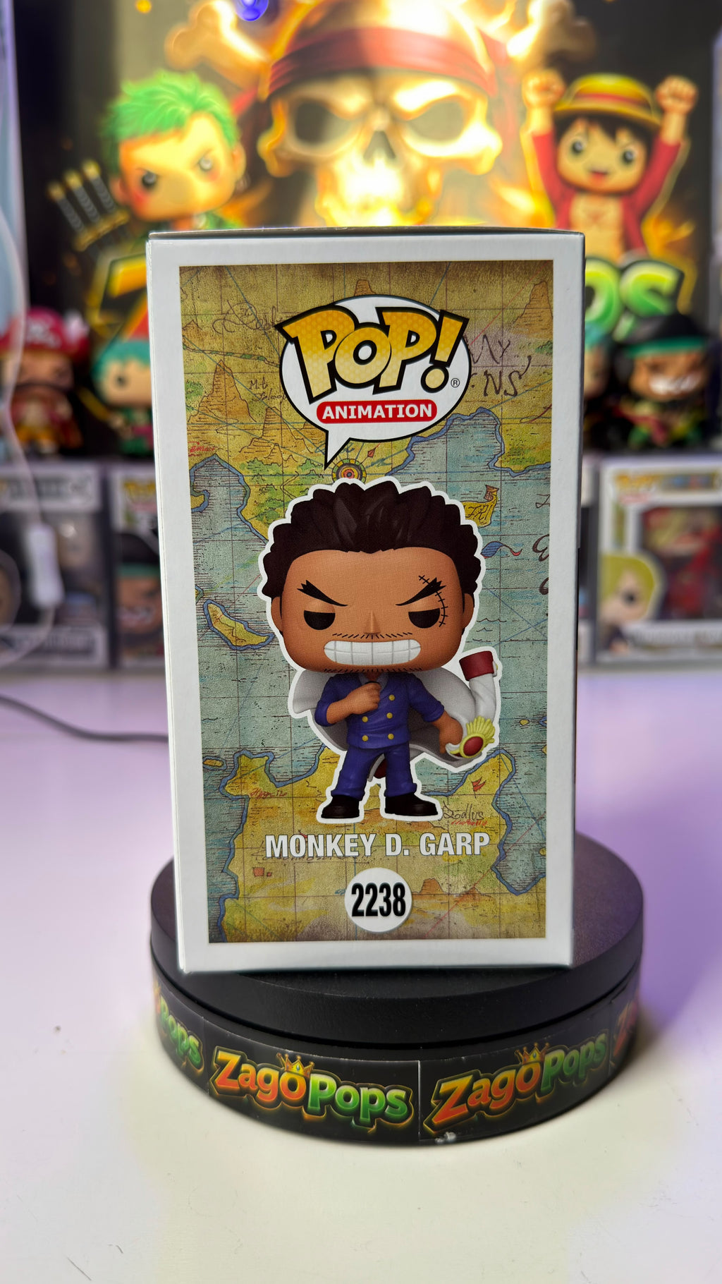 Funko Pop Monkey D. Garp 2238 One Piece SDCC Malaga26